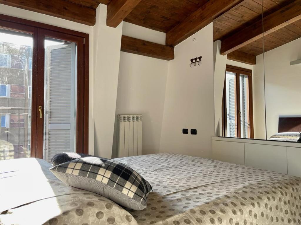 Porta Venezia-Cozy Apartment Milan Bagian luar foto